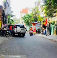 NGAY CÔNG VIÊN LÀNG HOA.40M2.4TẦNG.4PHÒNG NGỦ.NGANG 7M CHỈ 4TỶ990