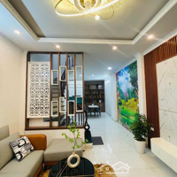 Siêu Phẩm Vĩnh Hưng - Hoàng Mai - Lô Góc 3 Thoáng - 40M2 - 5 Tầng - 6 Ngủ - Full Nội Thất- Hơn 6 Tỷ