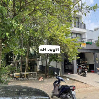 Chỉ Cần Hơn 2 Tỷ Sở Hữu Ngay Lô 140M2 Trong Kdc Nam Long,Mặt Tiềnđường D Rộng 20M, Thông 2 Phía, Sẵn Sổ