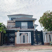 Cho Thuê Nhà Biệt Thự 4 Phòng Ngủ 4 Vệ Sinh300M2 Hiệp Thành Iii, 32 Triệu Tại Phạm Ngọc Thạch, Bình Dương