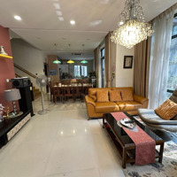 Bán Villa Lucasta Khang Điền Full Nội Thất Đẹp - 10X23M, 2 Lầu, 3 Mặt Sân Vườn