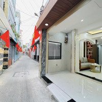 Bán Nhà Mặt Phố Lê Văn Sỹ, 6,9 Tỷ, 40M2, Hàng Hiếm Tại Phú Nhuận, Hcm