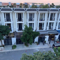 Nhà Đẹp Bảo Vệ An Ninh 24/24 Sát Làng Đại Học Quốc Gia Tphcm .Siêu Thị Bicgo Dĩ An