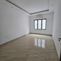 Bán nhà phố Thái Thịnh xây mới 5 tầng - Lô góc trước nhà rộng 3m