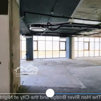 Cho Thuê 1 Sàn Tầng 6 7 Trong Toà Nhà Đường Bạch Đằng View Sông Hàn , 700M2 , Gọi Văn Phú