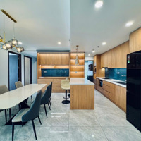 Bán Căn Hộ Midtown M8 Phú Mỹ Hưng Lầu 15 Căn Góc