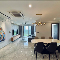 Bán Căn Hộ Midtown M8 Phú Mỹ Hưng Lầu 15 Căn Góc
