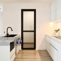 Cho Thuê Căn 2 Phòng Ngủfull Nội Thất View Nội Khu Cực Đỉnh Giá Tốt Nhất T5/2025 Tại Lumiere Boulevard