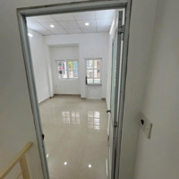 Nhà Bán Khu Vip Hẻm 119 Nguyễn Văn Cừ P2 Q5 Sổ Hồng Riêng,Hoàn Công Đủ 1 Lầu 2 Phòng Ngủgiao Nhà Ngay