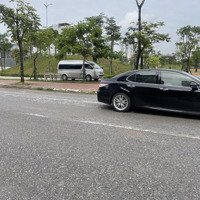 Mảnh Đất Vàng - Bát Khối - Chân Cầu Vĩnh Tuy - Aeon - Vỉa Hè 25 M - Giá Bán 8,65 Tỷ Kd Bất Chấp