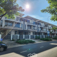 Chính Chủ Cần Bán Gấp Căn Lavila 10 Tỷ 800 Triệu