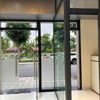 Chính Chủ Cho Thuê Căn Hoàn Thiện 5 Tầng Full Hết Đồ View Công Viên Giá Bán 18 Triệu Tại Vin 2