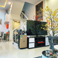 Nguyễn Công Trứ, Lô Góc Đẹp, 3 Tầng 3 Mê Vào Ở Ngay - Ô Tô Đỗ Cửa - Chỉ 5,X Tỷ, Đô Bộ Tắm Biển-Hiếm