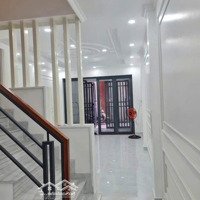 Sở Hữu Căn Nhà 2 Lầu Đường Tô Hiền Thành, P13, Q10. Giá Bán 2,387 Tỷ, 4 Phòng Ngủ 3 Vệ Sinh Ban Công, Sân Thượng
