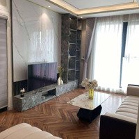 Căn Hộ Chung Chính Chủ Cần Bán Căn Hoa Hậy Tầng Trung Toà Nhà King Palace.