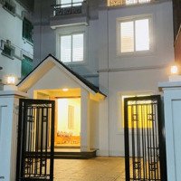 Bán Gấp Biệt Thự Hoàn Sơn, Giá Gần 8 Tỷ, 206M2, Hướng Đông Nam, Hoàn Thiện Mới Tinh Liên Hệ: 0326569236