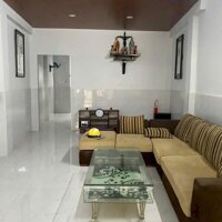 Nhà sổ riêng hoàn công 2.35 tỷ/70 m2 1 trệt 1 lửng, đường thông