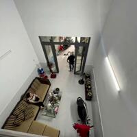 Nhà sổ riêng hoàn công 2.35 tỷ/70 m2 1 trệt 1 lửng, đường thông