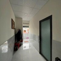Nhà sổ riêng hoàn công 2.35 tỷ/70 m2 1 trệt 1 lửng, đường thông