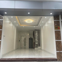 Nhà Mới Đẹp Ngọc Hồi, Thang Máy, Oto Ngủ Trong Nhà, Chỉ Việc Về Ở