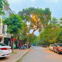 Bán Mảnh Đất Đường Bát Khối , Phường Cự Khối-Long Biên,Diện Tích:78M2- Giá Bán 6,8 Tỷ Có Thương Lượng