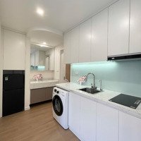 Cho Thuê Phòng Ở Đê La Thành - Đống Đa -2 Ngủ 1 Khách - Full Nội Thất - Mới Tinh - Giá Tốt