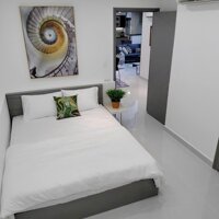 Cần cho thuê căn hộ Penthouse sky garden 1, PMH, Q7, DT 400m2, 5pn nhà siêu đẹp, giá chỉ 90 triệu