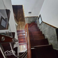 Hân Lô Vip- Nguyễn Chí Thanh- Ôtô Tránh Dừng Đỗ- Chạy Vòng Quanh- Nhà Dân Xây- Đang Kinh Doanh Sapa