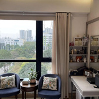 Chính Chủ Cho Thuê Căn Hộ Royal City - 109M, 2 Phòng Ngủ View Đẹp - Giá Chỉ 18 Triệu/Tháng