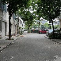 Siêu Phẩm Phân Lô Vỉa Hè Kđt Đô Nghĩa Tòa Ccmn 12 Phòng Khép Kín Dòng Tiền