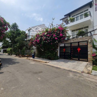 Biệt Thự Compound Xuân Thuỷ - Có Hồ Bơi - 6 Phòng Ngủ- 125 Triệu/Tháng