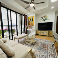 Bán Căn Vòm Độc Nhất Chung Cư Royal City 2 Ban Công Siêu Rộng Phòng Khách 70M