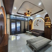 Nhà Ở Chính Chủ Mới Xây Đầy Đủ Nội Thất. Trung Tâm Thành Phố, Gần Siêu Thị, Gần Chợ, Gần Bệnh Viện.