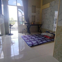 Biệt Thự Btct 2 Lầu Ngang 7M Cực Đẹp Lê Văn Lương, Nhà Bè
Diện Tích: 7M X 25M = 172 M2