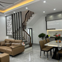 Bán Nhà 376 Phố Khương Đìnhdiện Tích46M2 5 Tầng Giá Bán 7,8 Tỷ - Ngõ Nông - Gần Phố - Lh E Trường 0985342385