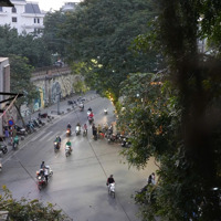 Chính Chủ Bán Nhà Tt Mặt Phố Hàng Lược, Vị Trí Đắc Địa, Trung Tâm Quận Hoàn Kiếm, Nhỉnh 2 Tỷ