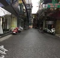 Bán Gấp Nhà Kinh Doanh Ngõ Thịnh Hào , 30 M, 3 Phòng Ngủ 4 Vệ Sinhtại Hàng Bột, Đống Đa, 7,9 Tỷ