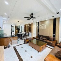 Bán Nhà Phố Hoàng Quốc Việt_Phân Lô Oto Tránh_Nhà Mới 6 Tầng Thang Máy, Vỉa Hè Ngõ Thông_ Giá Bán 25 Tỷ