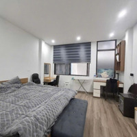 Nhà Đẹp Dân Xây- Phân Lô- Ô Tô Đỗ Cửa- Ngõ Thông- Chỉ 10.8 Tỷ