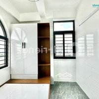 Căn Hộ 2 Phòng Ngủ Cao Cấp Mặt Tiền Lâm Văn Bền Quận 7 - Giáp Quận 4