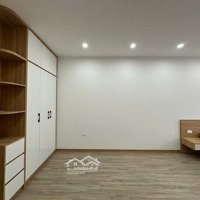 Bán Toà Apartment Ngõ 218 Lạc Long Quân Thông Sang Hồ Tây Không Gian Đẹp Thang Máy ,Gara Oto 34Ty