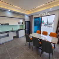 Bán Nhà Riêng Ở Nguyễn Văn Cừ, 7 Tầng Thang Máy, Gara Ô Tô 7 Chỗ, 48M2, 13,55 Tỷ, 0975585817.