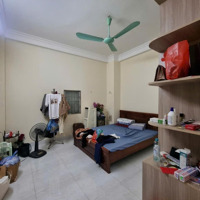 Bán Gấp Nhà Lạc Long Quân, Tây Hồ, Lô Góc, 70M2, 5 Tầng, Chỉ Hơn 11Tỷ