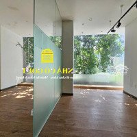 Cho Thuê Nhà Mặt Tiền Phường Thảo Điền-Q2
Dt : 7X9M (Trệt, 2 Lầu) Trệt Trống Suốt, Tổng 4 Phòng