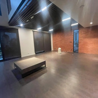 Bán Nhà Ngõ 20 Tô Ngọc Vân - Tây Hồ ,Biệt Thự Siêu Hiếm ,Tuyệt Đẹp. Diện Tích: 135M2,Mt:11M,Giá: 75Ty