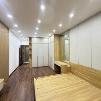 Phân Lô- Gara Ô Tô- Thang Máy- Nhà Mới Siêu Đẹp