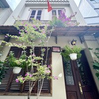 Ngay Cầu Bông Giáp Q1 Nhà 3Tầng (5.2 X 13) Hẻm 7M Oto Đỗ Thoải Mái Chỉ Hơn 8Tỷ