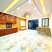 Bán Nhà Phố Cổ Linh 7 Tầng Thang Máy Ô Tô Vào Nhà Giá Chỉ 8.6 Tỷ