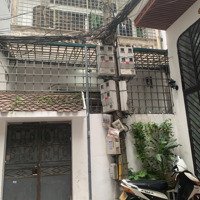Bán Nhà Cũ 3 Tầng 1 Tum Phòng Rộng . 2 Mặt Tiền. Ngõ Thông Thoáng . Tại Thổ Quan- Đống Đa Giá 12,9