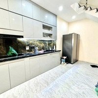 Bán Nhà Riêng Trung Tâm Quận Đống Đa - 50M Ra Phố Tôn Đức Thắng. Diện Tích 32/38Mt1 - Mặt Tiền 3M.